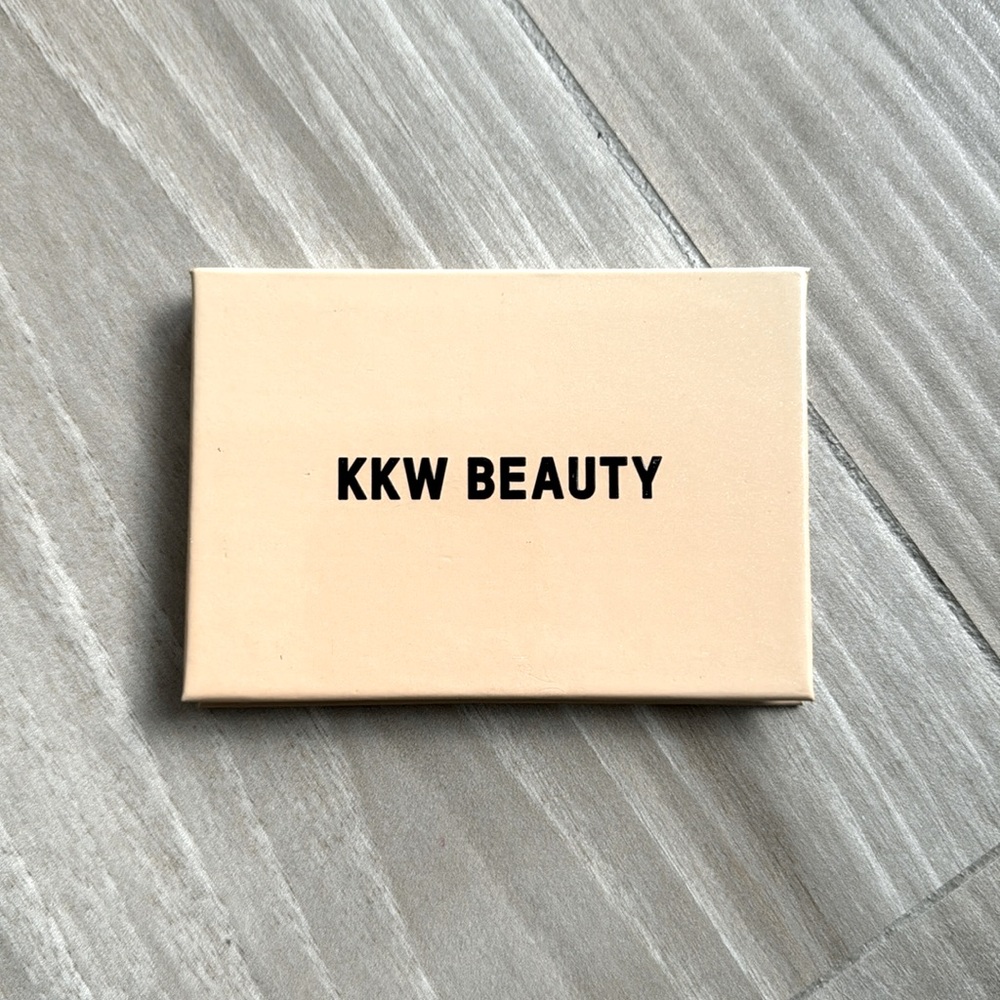 KKW Beauty Glitz and Glam eyeshadow palette Kim Kardashian